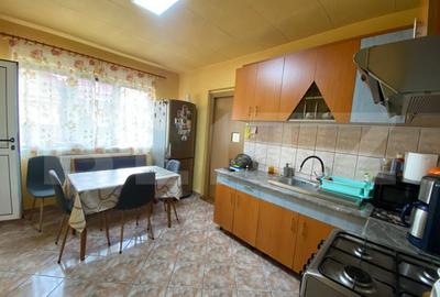 Casă individuală cu 3 camere în Dâmbul Rotund