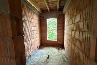Casă de vânzare 260 mp utili + 1052 mp teren in centrul orasului Covasna - 20