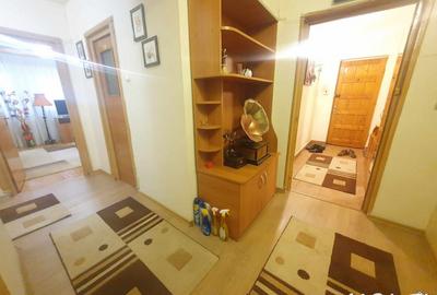 Apartament 3 camere, situat in Targu Jiu, str Victoriei (Ultracentral) - 8
