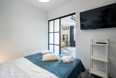*SHORT TERM RENTAL* AM097 - INDUSTRIAL STYLE APARTMENT - 10