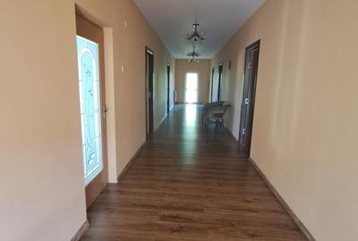 Casa 2 niveluri, compusa din 2 apartamente distincte, Tomesti - 8
