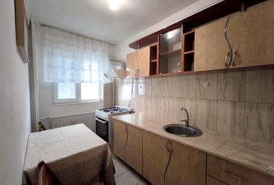 Drumul Taberei exact langa Plaza Mall bloc stradal pe Bld Timisoara - 8