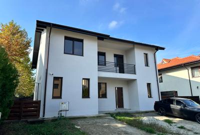 Casă individuală cu 5 camere în Ostratu