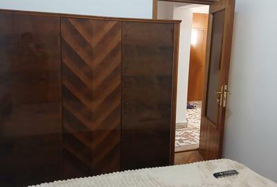 Oferim spre chirie apartament zona Spital - 14