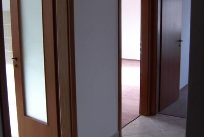 Apartament 2 camere pe Noica la etajul 3, 60 mp, garaj - 1