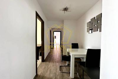 Apartament spatios cu 3 camere | Complexul Studentesc - 5