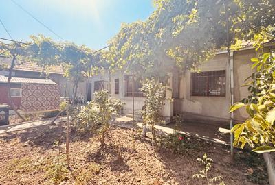 Casă cu 3 camere în Trocadero