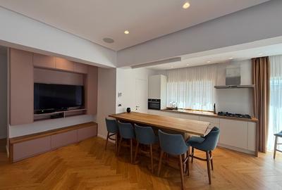 Apartament cu 3 camere decomandat, mobilat în Bună Ziua