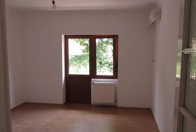 Piata Sfantul Stefan- apartament 3 camere+hol  in bloc/vila  ideal birouri - 4