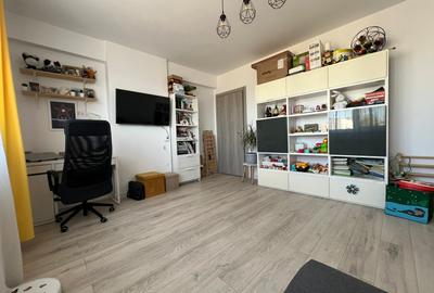 Apartament cu 2 camere decomandat, mobilat în Apărătorii Patriei