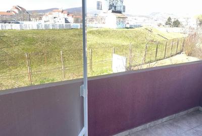 Vand apartament 3 camere, etaj intermediar, lift, 70 mp. - 3