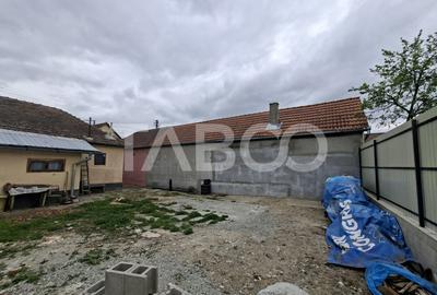 Casa individuala de vanzare Str Cimitirului nr 16 Selimbar- 250 teren - 10