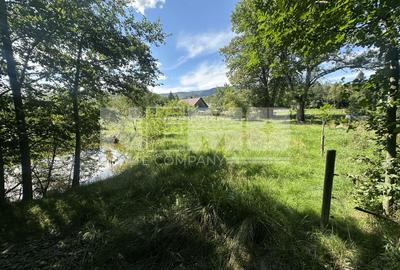 Teren 15 Ari | Cu Iaz & Terasat | Drumul Principal | 40.000 € - 1