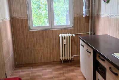 Apartament 3 camere decomandat – Drumul Taberei, Valea Ialomiței, etaj 1/4 - 1