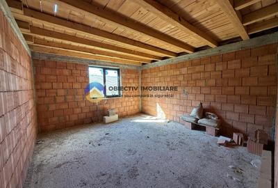 Casă + Teren de vânzare – Zona Ciritei  /An constructie 2024 - 10