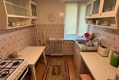 Apartament cu 3 camere semidecomandat în Tudor Vladimirescu