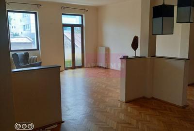 Apartament 5 camere Mitropolie - 4