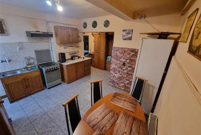 De vanzare apartament 2 camere, 63 mp, garaj, boxa, semicentral, Targu Mures - 1