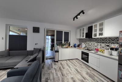 Vila cu 6 camere(living,4 dormitoare,mansarda amenajata),la calcan,1 min ratb - 3