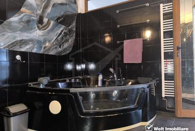 Casa cu CF spatiu comercial, curte comuna, Gruia - 4