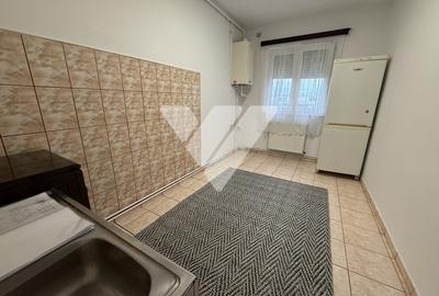 Apartament 2 camere renovat geam la baie zona Tiglari Sibiu - 4