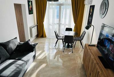 Apartament cu 3 camere semidecomandat, mobilat în Floreasca