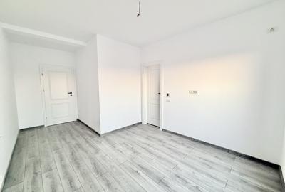 Duplex pe parter cu 4 camere - pod mansardabil - 380 mp teren - zona Mosnita - 10
