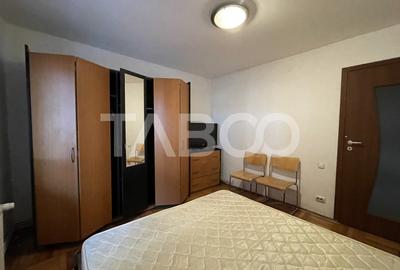 Apartament cu 2 camere decomandate si balcon de inchiriat in Strand - 4