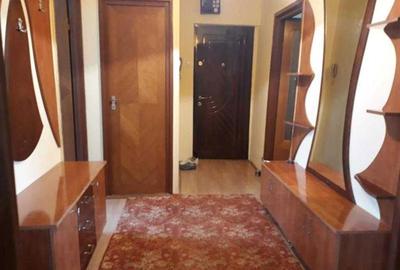 Vanzare apartament 3 camere decomandat zona Piata Marasti, Cluj-Napoca - 1