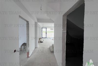 Vila  moderna, individuala cu 4 camere , 3 bai , Living , terasa acoperita, inca - 16