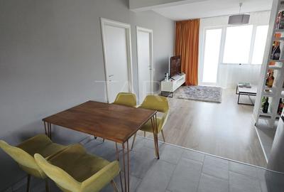 Apartament 3 camere modern cu parcare, zona Terra. - 2