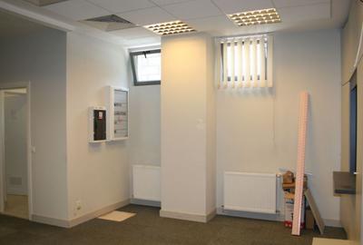 Zona Iuliu Maniu 90 mp trafic intens pietonal - 3