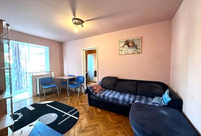 Proprietar , ap. 2 camere , etaj 2 - Dacia - 1