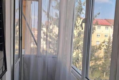 Apartament modern 2 camere balcon zona Cedonia - 11
