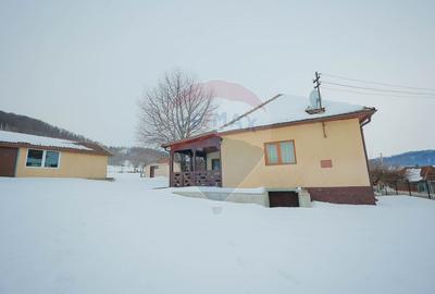 Casă cu 4 camere din cărămidă, de vânzare în zona Bratca-Damiș - 35