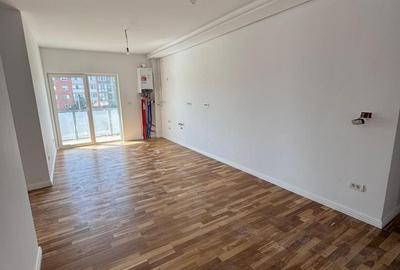Apartament cu 3 camere în Micălaca