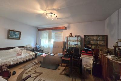 Ap. 3 camere Dorobanti et.2 suprafata 75 mp - 2