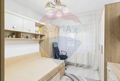 Apartament 4 camere de vanzare – complet renovat, mobilat și utilat - 12