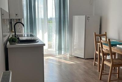 Apartament cu 2 camere decomandat, mobilat în Văcăresti