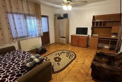 Decomandat cu 2 bai si 2 balcoane linga AEM - 6