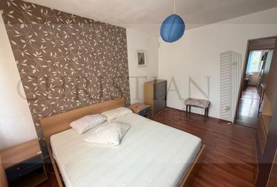 Apartament 4 camere 87 mp - Imobil 1965 - Etaj 1/4 - 17