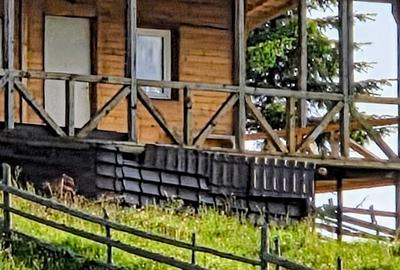 Cabană montană cu panoramă Bucegi & Piatra Craiului – Fundata - 10