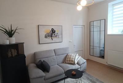 Spatiu comercial de inchiriat, pretabil birou, 20 mpu, mobilat, Sebes - 4