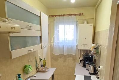 Apartament cu 3 camere decomandat în Dâmbu Pietros