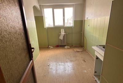Apartament 2 camere - Galati - Micro 20 - 4
