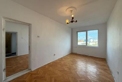 Apartament spatios, 2 camere, etaj 3,  mp 49 mp utili, zona Soarelui - 4