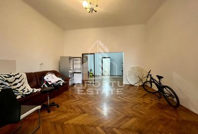Apartament deosebit in cladire istorica, zona Piata Romanilor - 1
