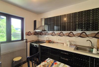 Casa P 1 cu 4 camere, inconjurata de Liniste si Natura - 8