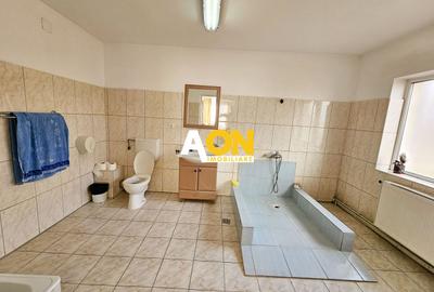 Casa 10 camere, 878 mp teren, toate utilitatile, Barabant - 5