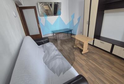 Apartament cu 3 camere decomandat, mobilat în Liviu Rebreanu